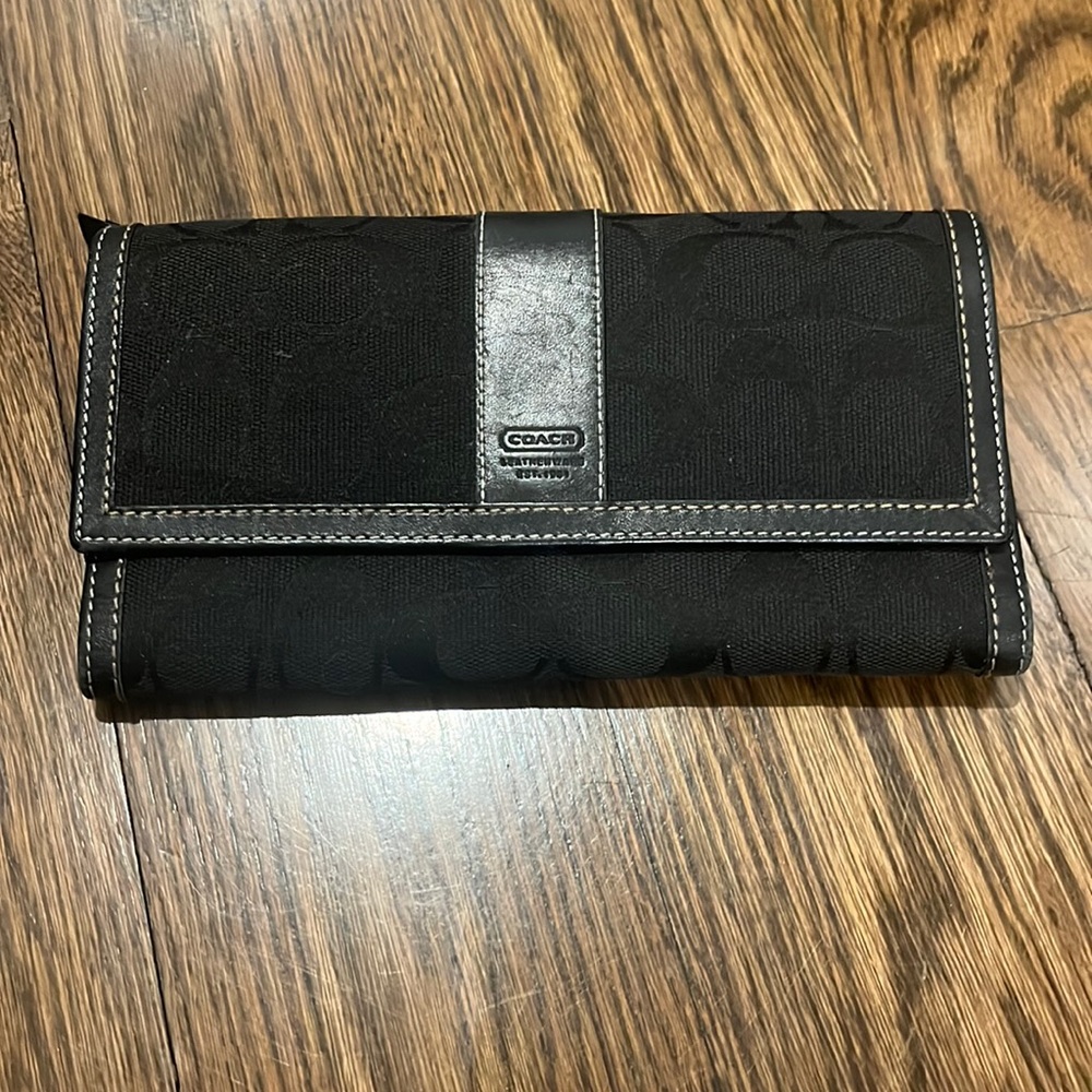 Coach wallet